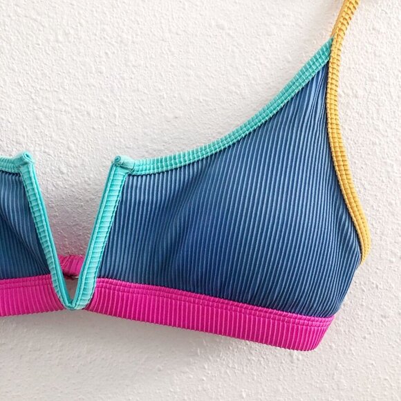 ONEONE Ribbed Jenna Swim Top Large Size - Picture 4 of 6